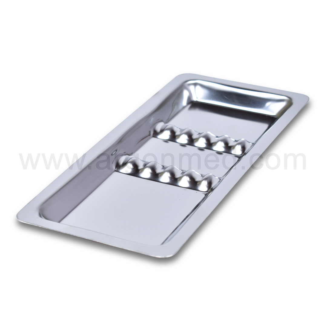 BANDEJA DE ACERO INOXIDABLE 38X28X05 C/ TAPA-BSZ-EST-997 - ArgonMed SRL